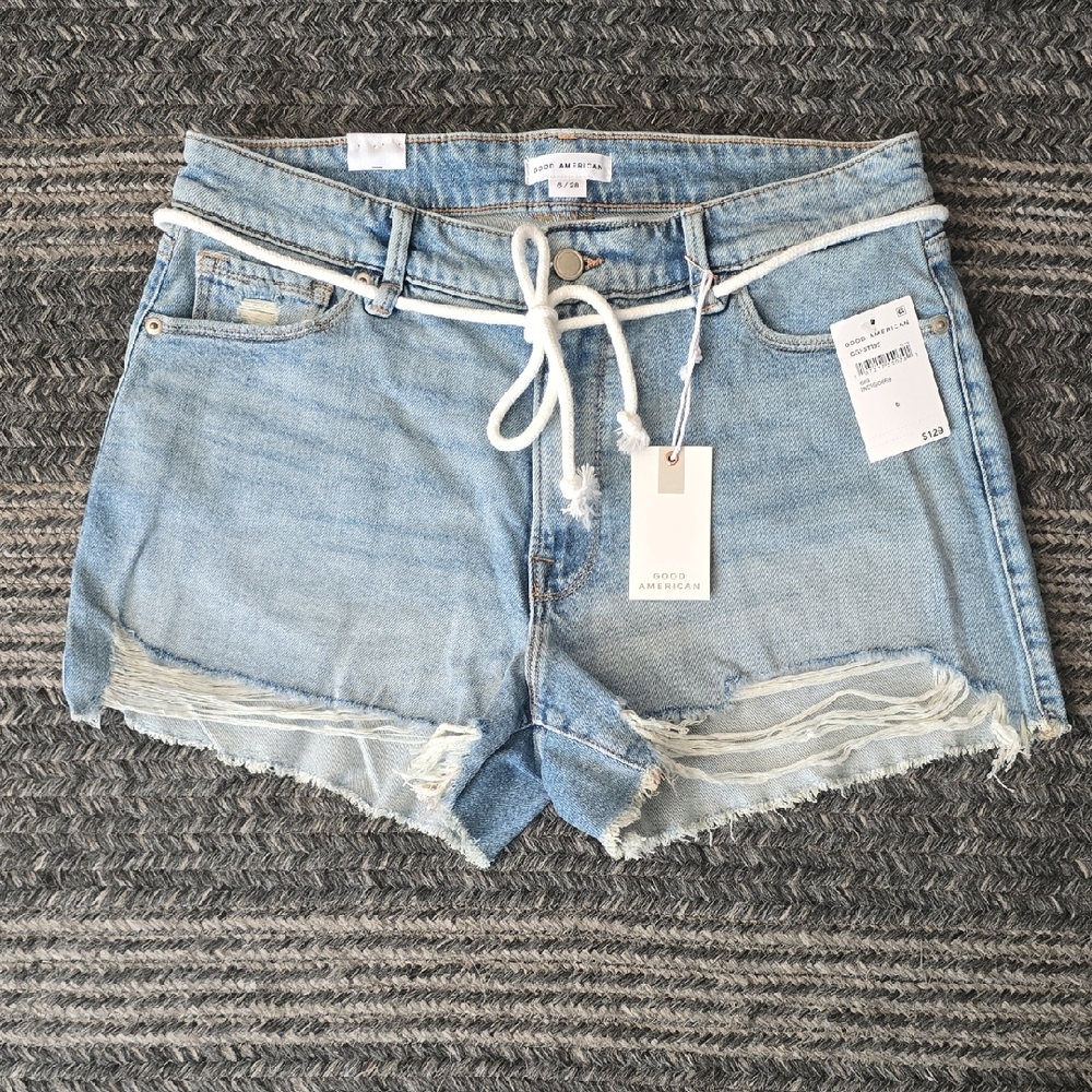 Good American Light Wash Petite Girlfriend Jean Shorts